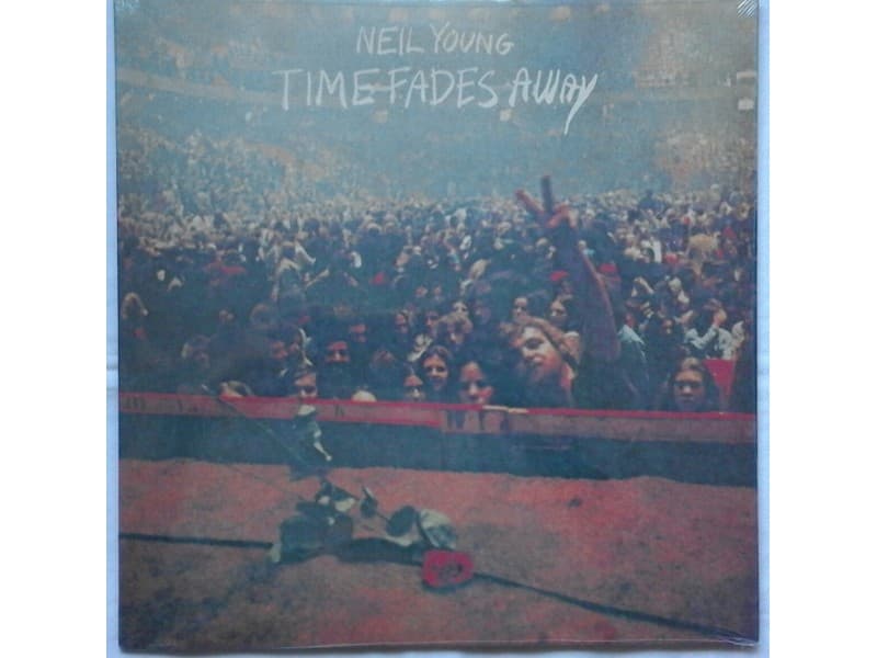 NEIL YOUNG — TIME FADES AWAY ( Novo!!! )