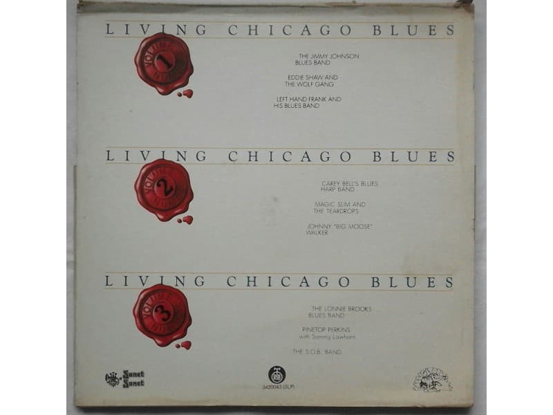 VARIOUS — LIVING CHICAGO BLUES