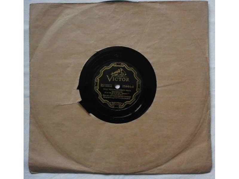 Wayne King & his Orchestra — Waltz Will you remember