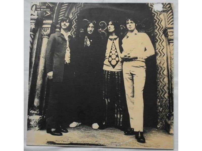 THE BEATLES — HEY JUDE ( Russia Press )