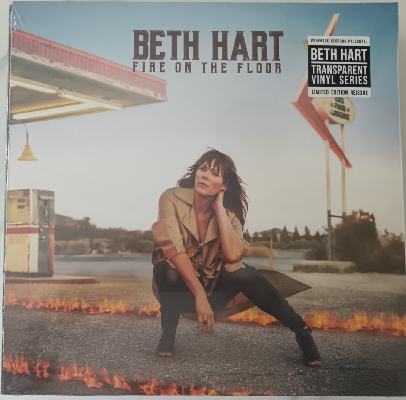BETH HART — FIRE ON THE FLOOR